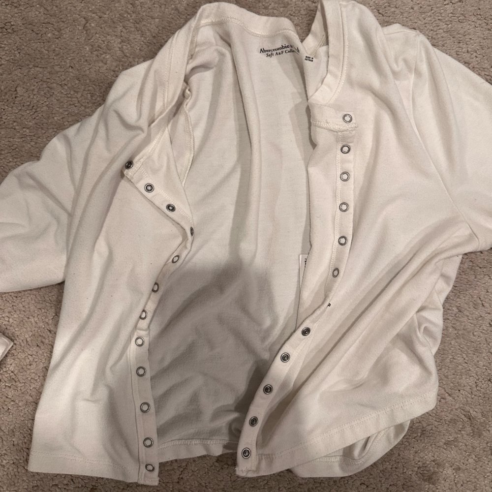 Abercrombie button up long sleeve